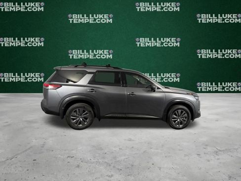 Used 2024 Nissan Pathfinder SV w/ Black Appearance Package image 6