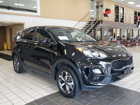 Used 2020 Kia Sportage LX AWD/4WD image 19