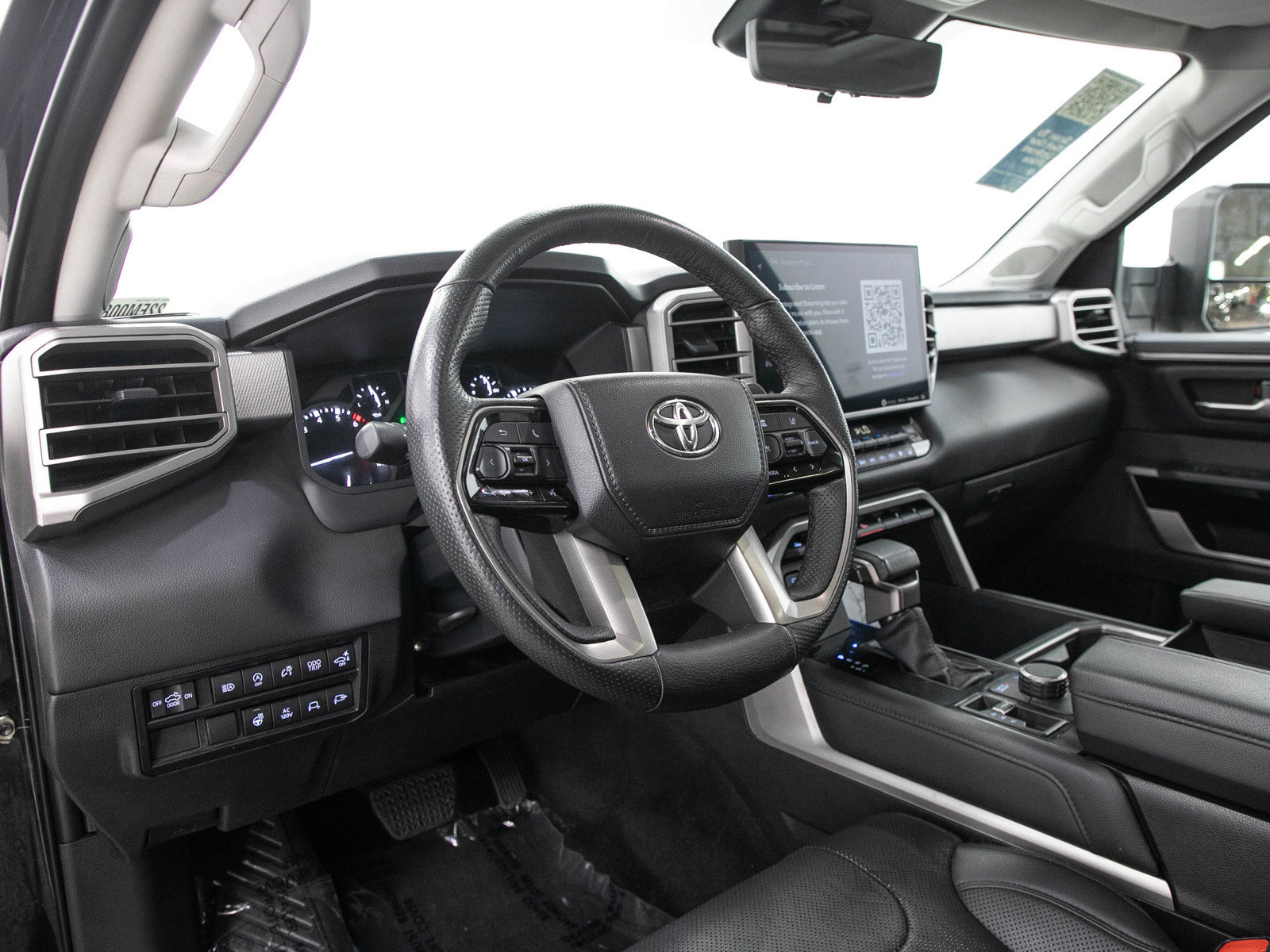 Used 2023 Toyota Tundra Limited AWD/4WD image 24