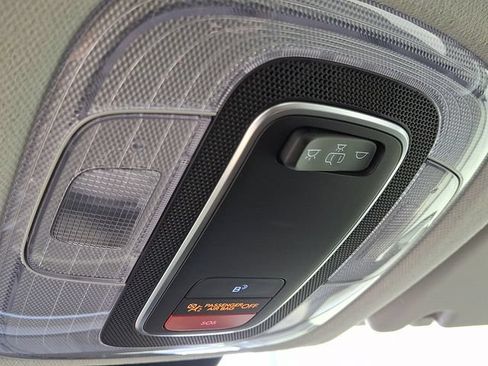 Certified 2025 Hyundai Kona SE FWD image 31