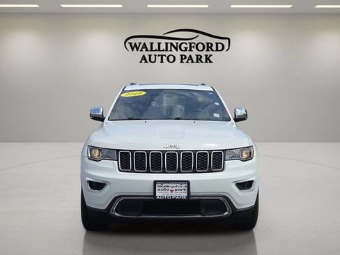 Used 2019 Jeep Grand Cherokee Limited AWD/4WD image 2