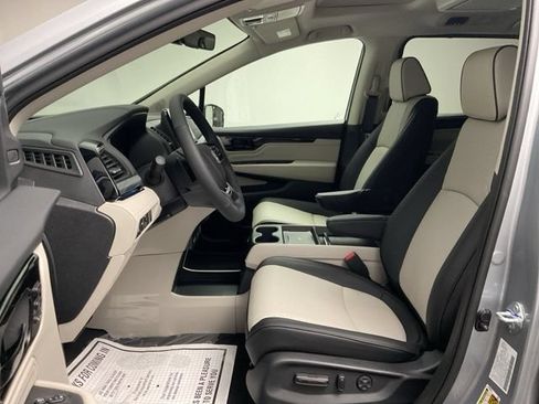 New 2026 Honda Odyssey Elite image 12