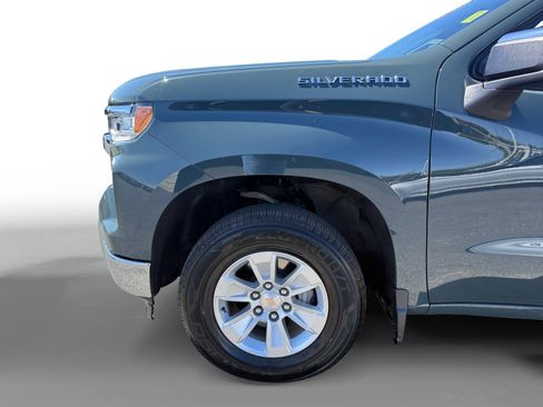 Used 2025 Chevrolet Silverado 1500 LT RWD image 9