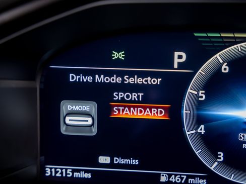 Used 2025 Nissan Z Sport w/ Floor Mat Package RWD image 25
