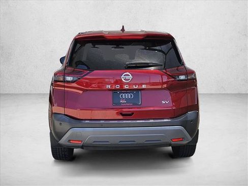 Used 2021 Nissan Rogue SV FWD image 6