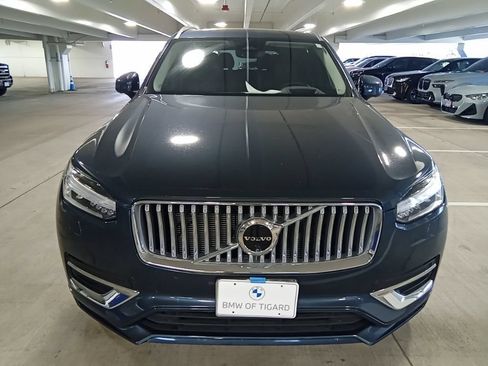 Used 2024 Volvo XC90 B6 Ultimate w/ Protection Package Premier AWD/4WD image 2