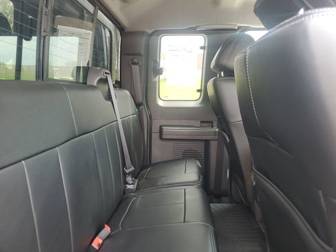 Used 2016 Ford F250 Lariat w/ Chrome Package image 31