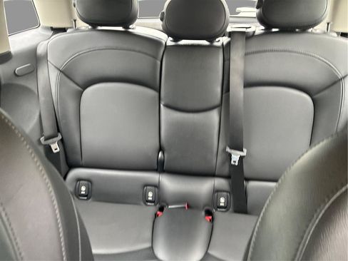 Used 2017 MINI Cooper 4-Door Hardtop FWD image 18