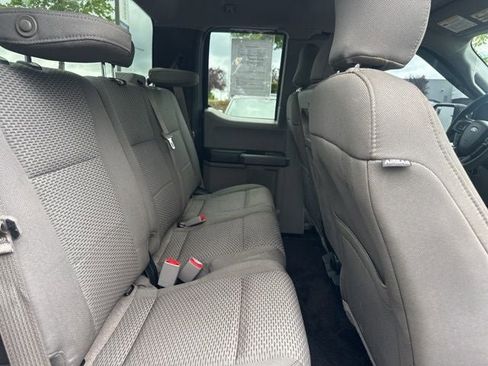 Used 2017 Ford F150 XLT AWD/4WD image 11