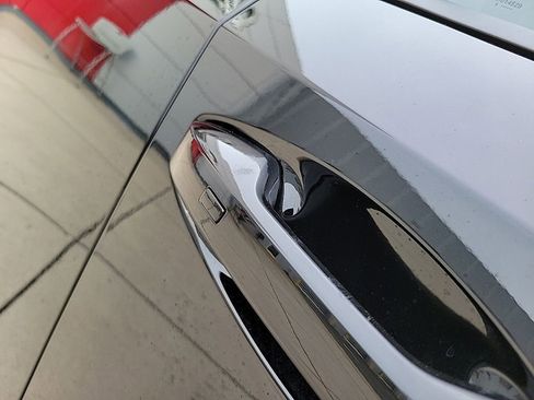 New 2025 Nissan Kicks SR w/ SR Premium Package image 10