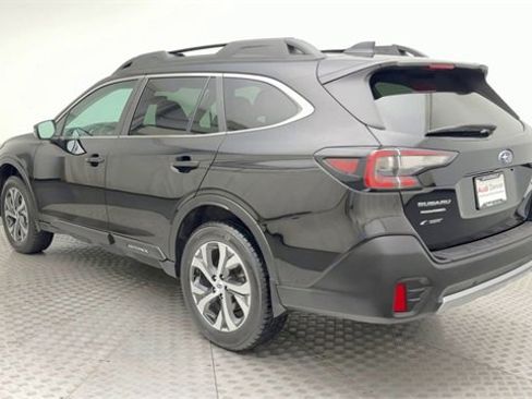 Used 2022 Subaru Outback Limited image 4