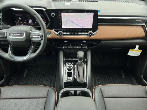 New 2026 GMC Canyon AT4 w/ Technology Plus Package AWD/4WD image 30