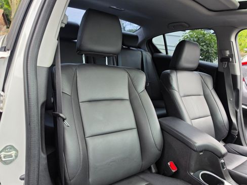 Used 2016 Acura ILX FWD image 36