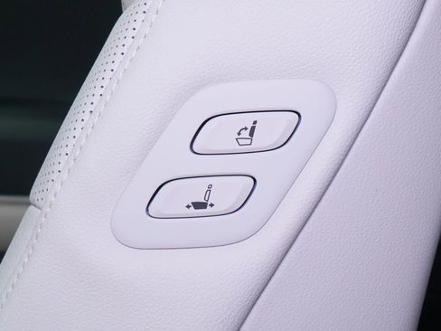 New 2026 Genesis GV80 2.5T Select AWD/4WD image 18