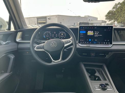 New 2026 Volkswagen Tiguan SE AWD/4WD image 49