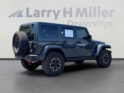 Used 2016 Jeep Wrangler Unlimited Rubicon AWD/4WD image 6