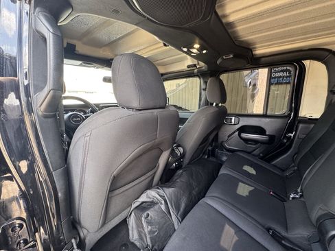 Used 2020 Jeep Gladiator Sport w/ Quick Order Package 24S AWD/4WD image 16