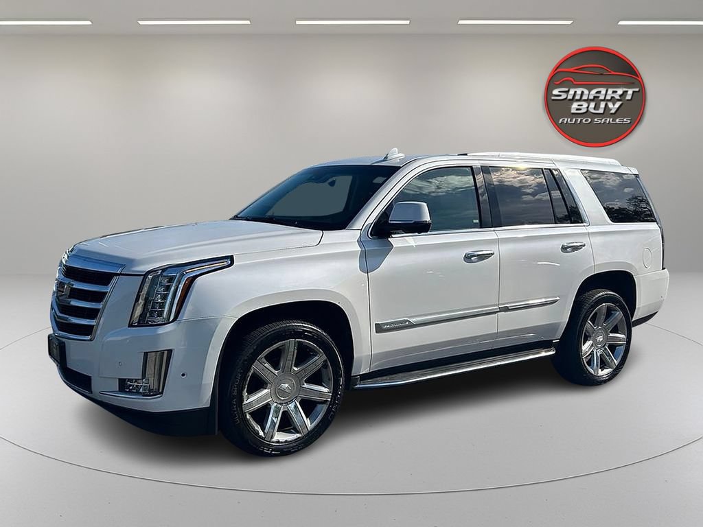 Used 2018 Cadillac Escalade Luxury AWD/4WD image 4