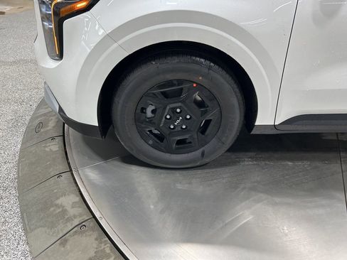 New 2026 Kia Carnival image 29