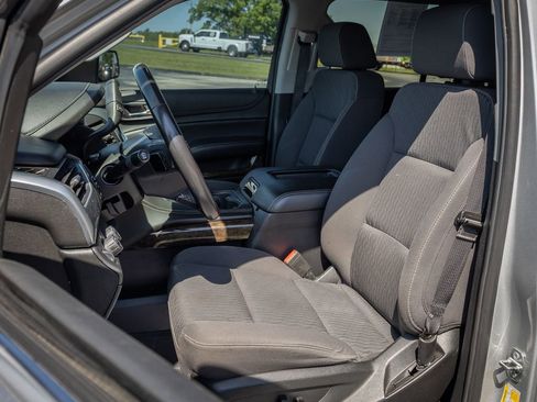 Used 2020 Chevrolet Tahoe LS w/ Enhanced Driver Alert Package AWD/4WD image 18