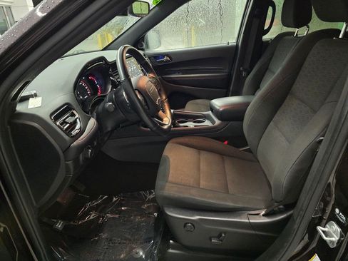 Used 2025 Dodge Durango GT RWD image 16
