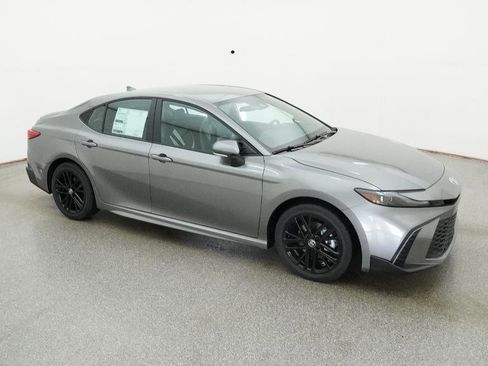 New 2026 Toyota Camry SE image 34