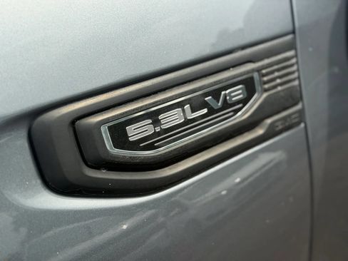 Used 2021 GMC Sierra 1500 Elevation RWD image 10