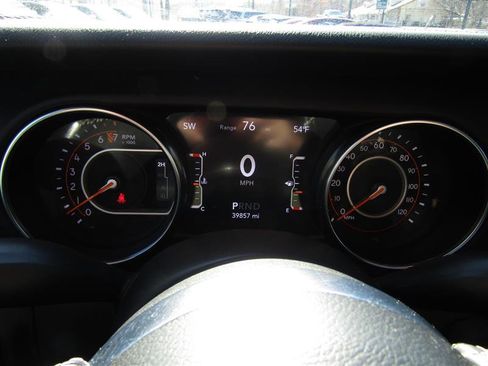 Used 2021 Jeep Gladiator Overland w/ Popular Equipment Package image 16