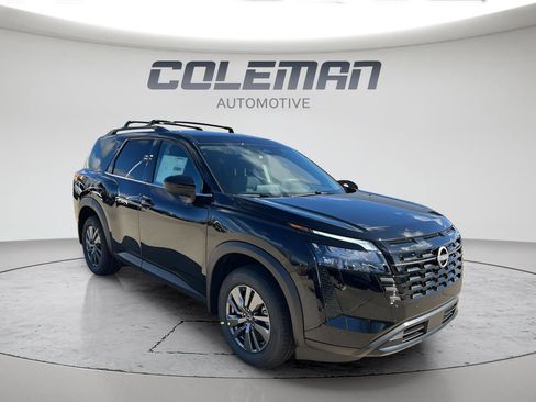 New 2026 Nissan Pathfinder SV AWD/4WD image 3