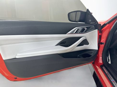 Used 2021 BMW M4 Competition w/ M Carbon Exterior Package RWD image 16