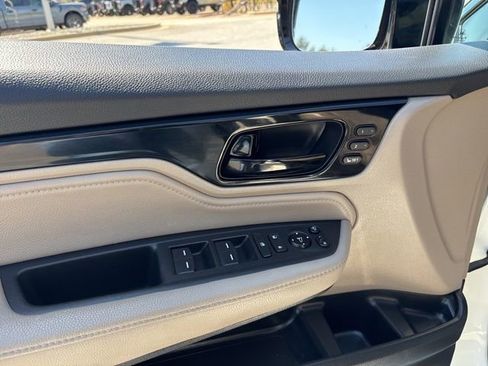 Used 2019 Honda Odyssey Elite image 11