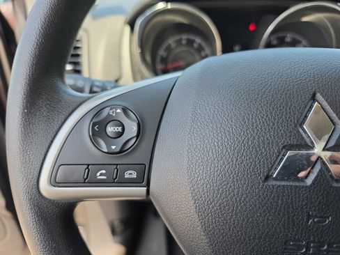 Used 2024 Mitsubishi Outlander Sport ES AWD/4WD image 18