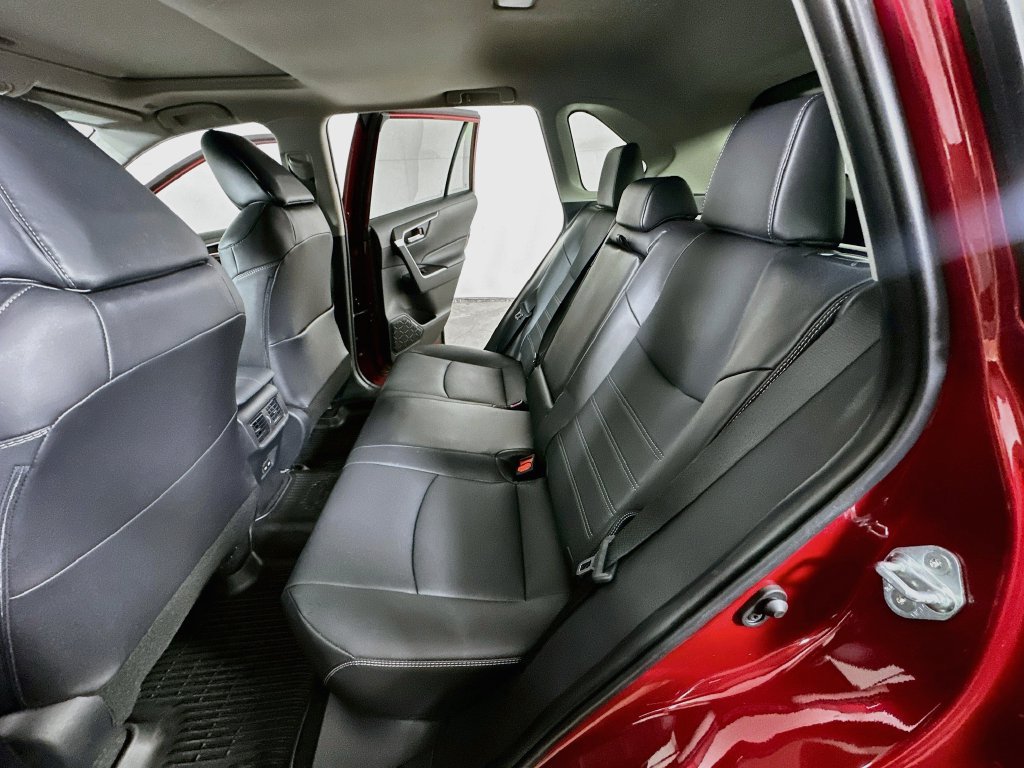 Used 2023 Toyota RAV4 XLE Premium FWD image 16
