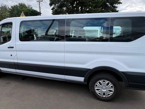Used 2023 Ford Transit 350 XLT RWD image 8
