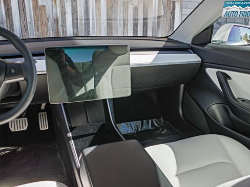 Used 2020 Tesla Model 3 Performance AWD/4WD image 16