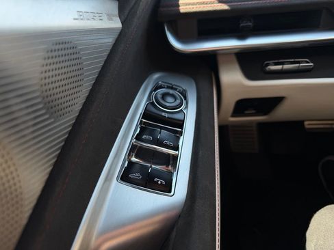 Used 2023 Chevrolet Corvette Stingray Premium Conv RWD image 27