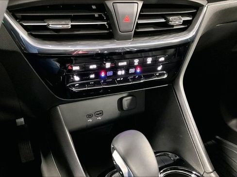 Used 2025 Buick Encore GX Avenir w/ Avenir Convenience Package AWD/4WD image 15