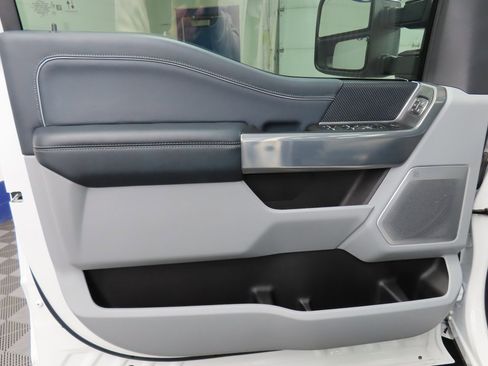 Used 2024 Ford F350 Limited w/ FX4 Off-Road Package image 79