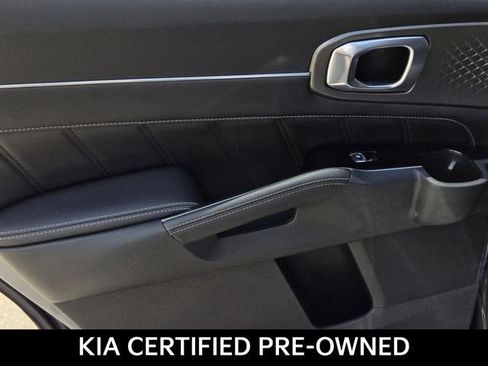 Certified 2023 Kia Sorento SX AWD/4WD image 13