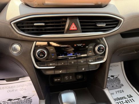 Used 2019 Hyundai Santa Fe Limited image 23