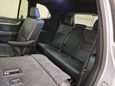 New 2026 GMC Acadia Denali w/ Super Cruise Package image 26