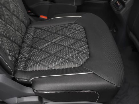 New 2026 Volkswagen Atlas SEL Premium R-Line image 38