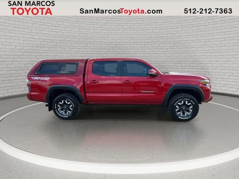Used 2020 Toyota Tacoma TRD Off-Road w/ TRD Premium Off Road Package AWD/4WD image 5