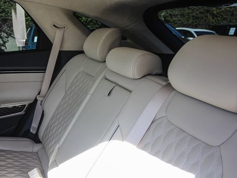 Used 2023 Genesis GV70 3.5T Sport w/ Sport Prestige Package image 18