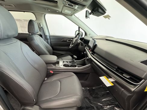 New 2026 Kia Carnival SX Prestige image 24