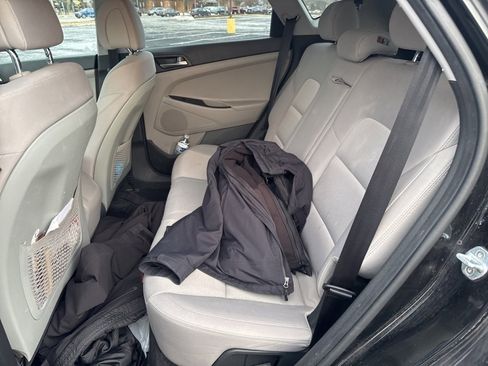 Used 2018 Hyundai Tucson SEL image 15