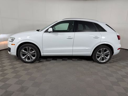 Used 2015 Audi Q3 2.0T Prestige w/ Prestige Package image 2