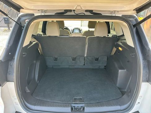 Used 2018 Ford Escape SE w/ SE Sync 3 Package image 6