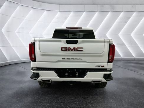 Used 2021 GMC Sierra 1500 AT4 w/ AT4 Premium Package image 5