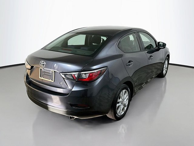 Used 2017 Toyota Yaris iA FWD image 7